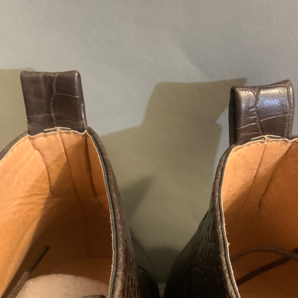 Sophisticated Brown Crocodile Pattern Chukka Boots - image 7